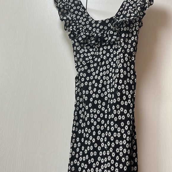 THE MINNIE in Dance - Picture 5 of 5